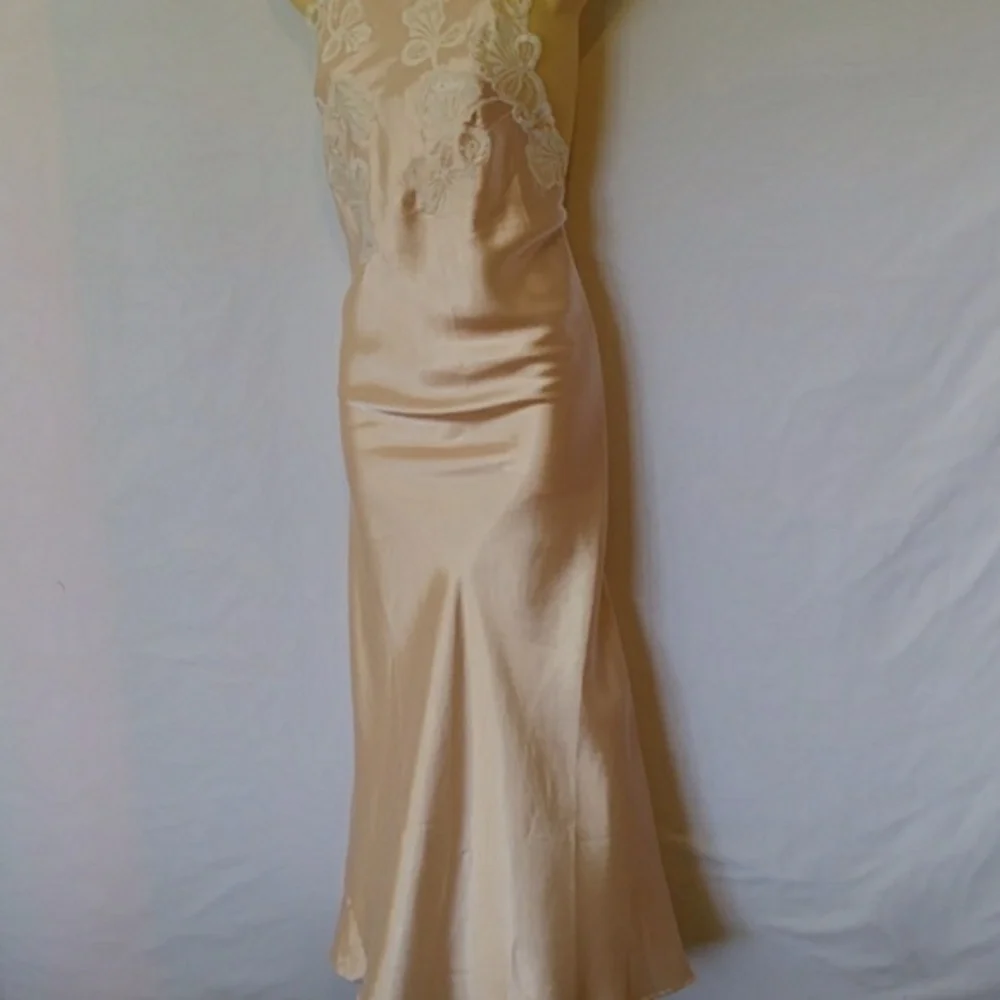 CASSINI NIGHTGOWN VINTAGE LACE SEXY FEMININE EXC~S - Picture 3 of 8